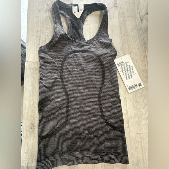 Lululemon Swiftly Tech Racerback Tank Top 2.0
black Size 0 NWT in packaging - Picture 7 of 7